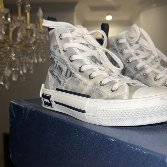 Dior - Picture 1 of 8
